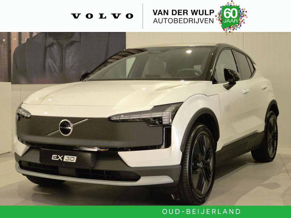 Volvo EX30 Cross Country P5 Long Range Plus Europa 272pk/69kWh | Getint Glas | Keyless