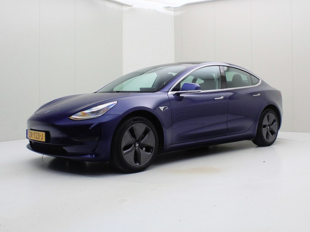 Tesla Model 3 Standard Plus RWD Tesla Model 3 Standard RWD Plus [ AUTOPILOT+18 INCH+PREMIUM AUDIO ]