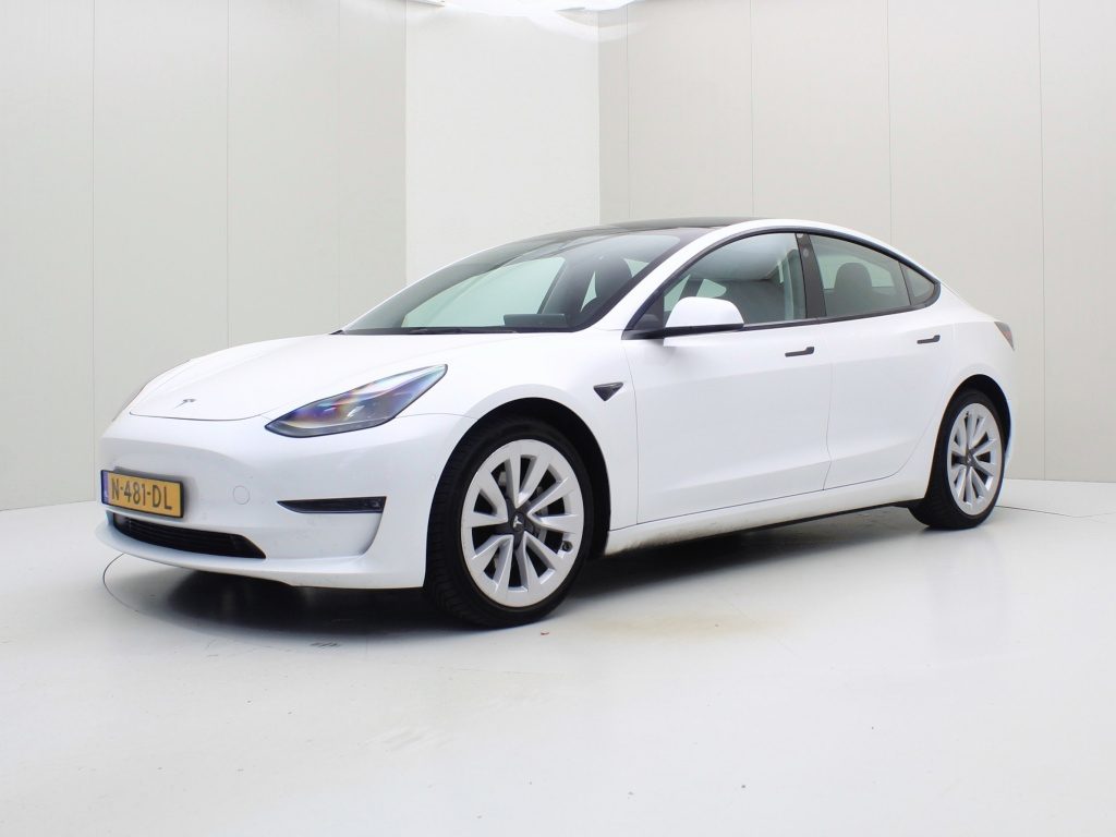 Tesla Model 3 Long-Range Dual Motor AWD