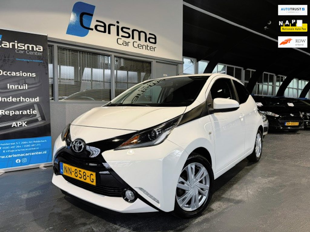 Toyota Aygo 1.0 VVT-i x-sport Cruise|Camera|Airco|Carplay
