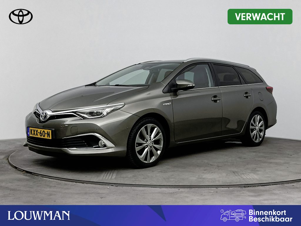 Toyota Auris 1.8 Hybrid Black Edition | Stoelverwarming | Navigatie | Parkeercamera *