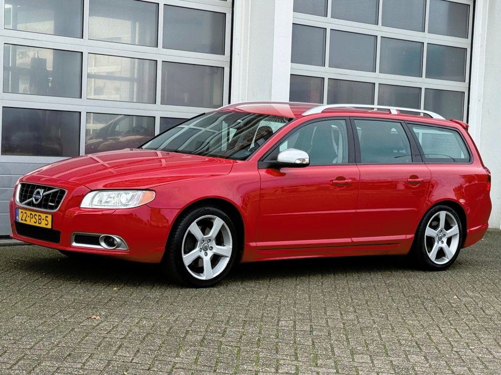 Volvo V70 2.0 Turbo 203PK R-Design Xenon Navi Leer Trekhaak Pdc Stoelverw