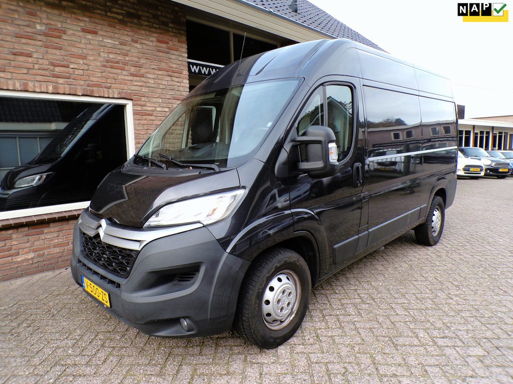 Citroën Jumper 35 2.0 BlueHDi L2H2 Zwaar zit een Tik in de Motor