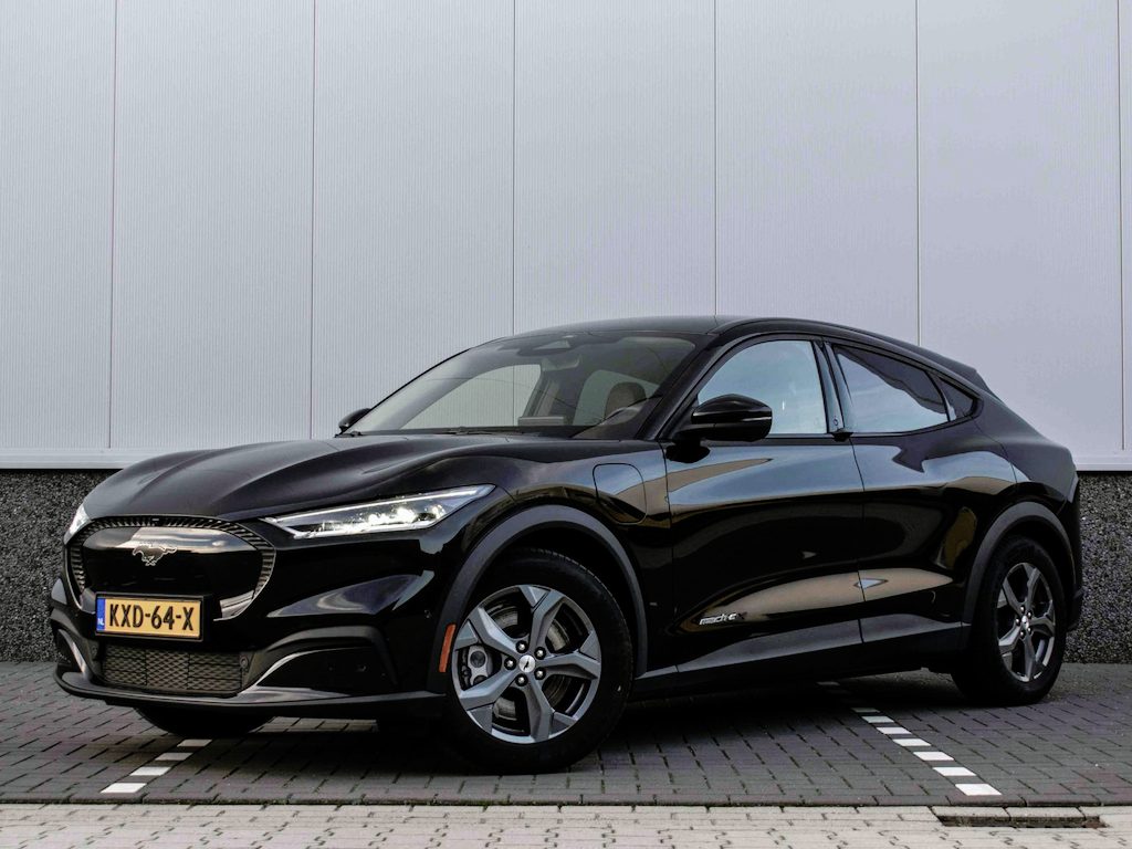 Ford Mustang Mach-E Extended RWD 98 kWh | SOH 94.6 | B&O | Carplay | Stoelverwarming / Stuurverwarming | Elektrische achterklep |