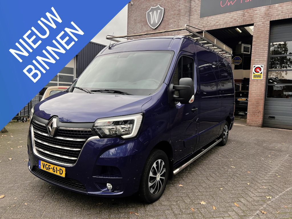 Renault Master T35 2.3 dCi 150 L2H3 Champions Edition Renault Master T35 2.3 dCi 150 L2H3 Energy