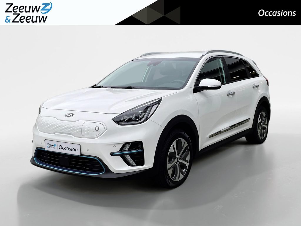 Kia Niro EV e-Niro ExecutiveLine 64 kWh | Warmtepomp | Navigatie | Adaptive cruise control | Climate control | Apple Carplay & Android Auto | Achteruitrijcamera | Stoel- stuurverwarming |