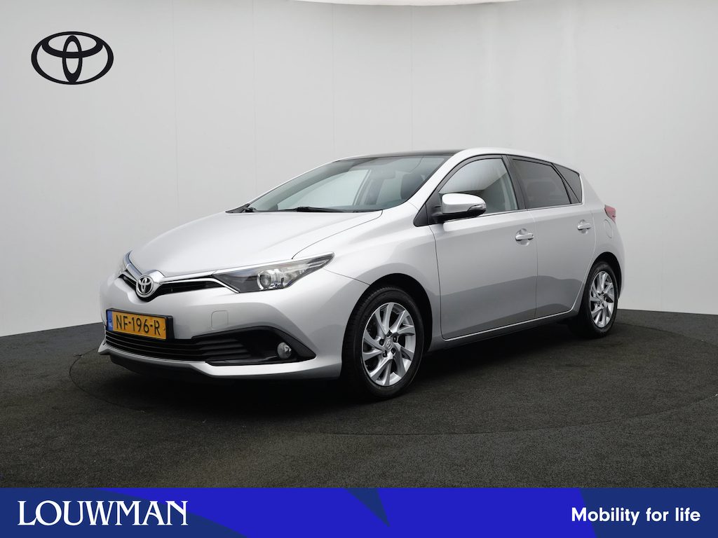 Toyota Auris 1.2T Trend | NL Auto | Navigatie | Panorama dak |