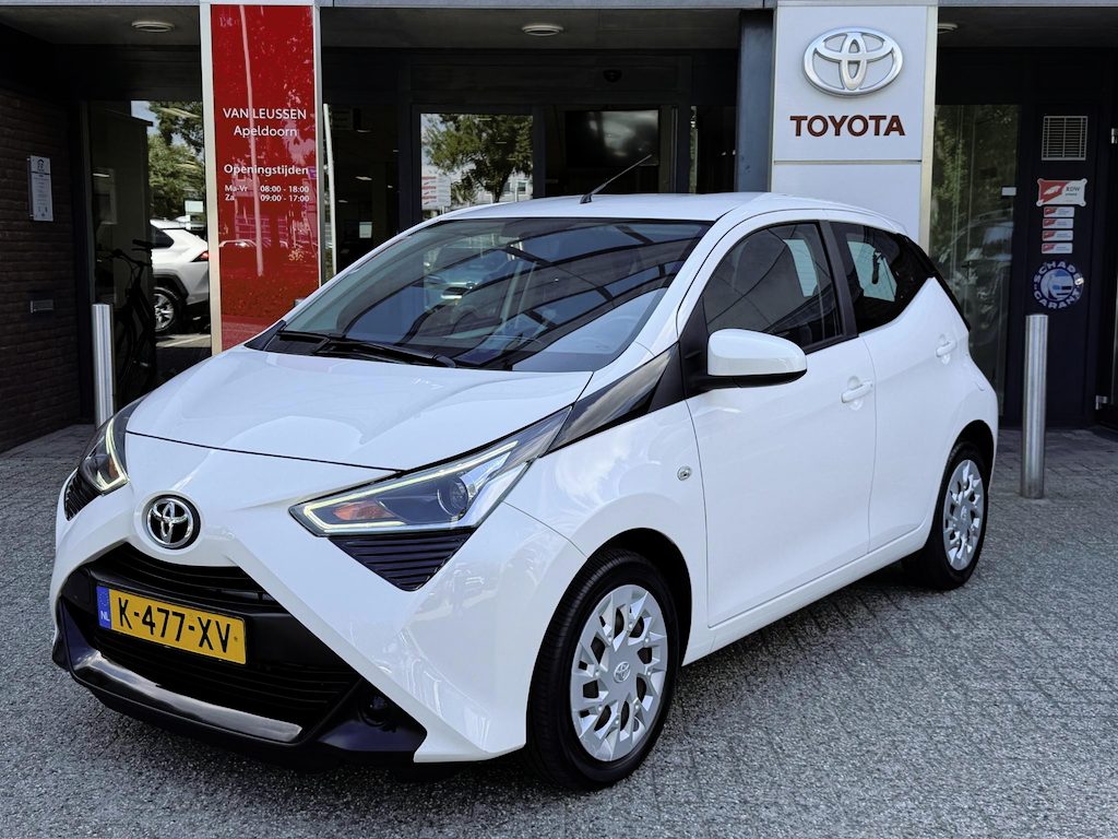 Toyota Aygo PLAY 5-DEURS APPLE/ANDROID BLUETOOTH NL-AUTO 1E-EIGENAAR