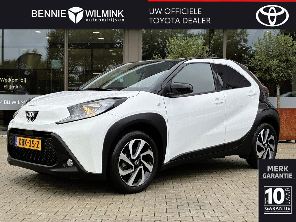 Toyota Aygo X 1.0 VVT-i S-CVT Pulse Bi-Tone