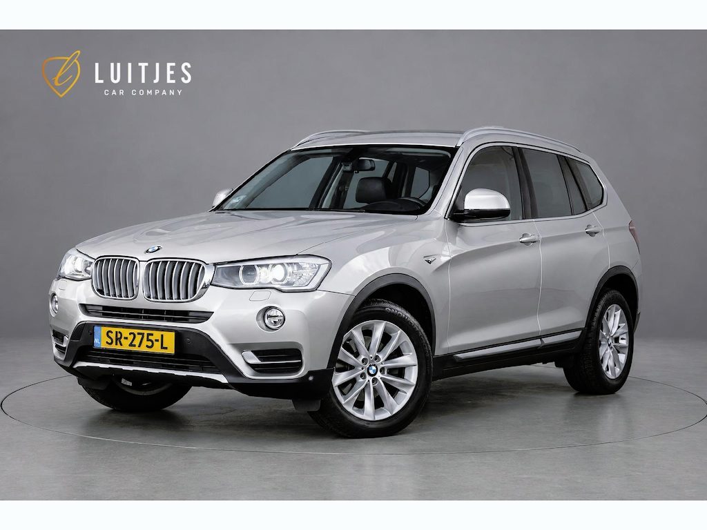 BMW X3 sDrive20i X-Line Trekhaak|Camera|Xenon|Dealeronderhouden