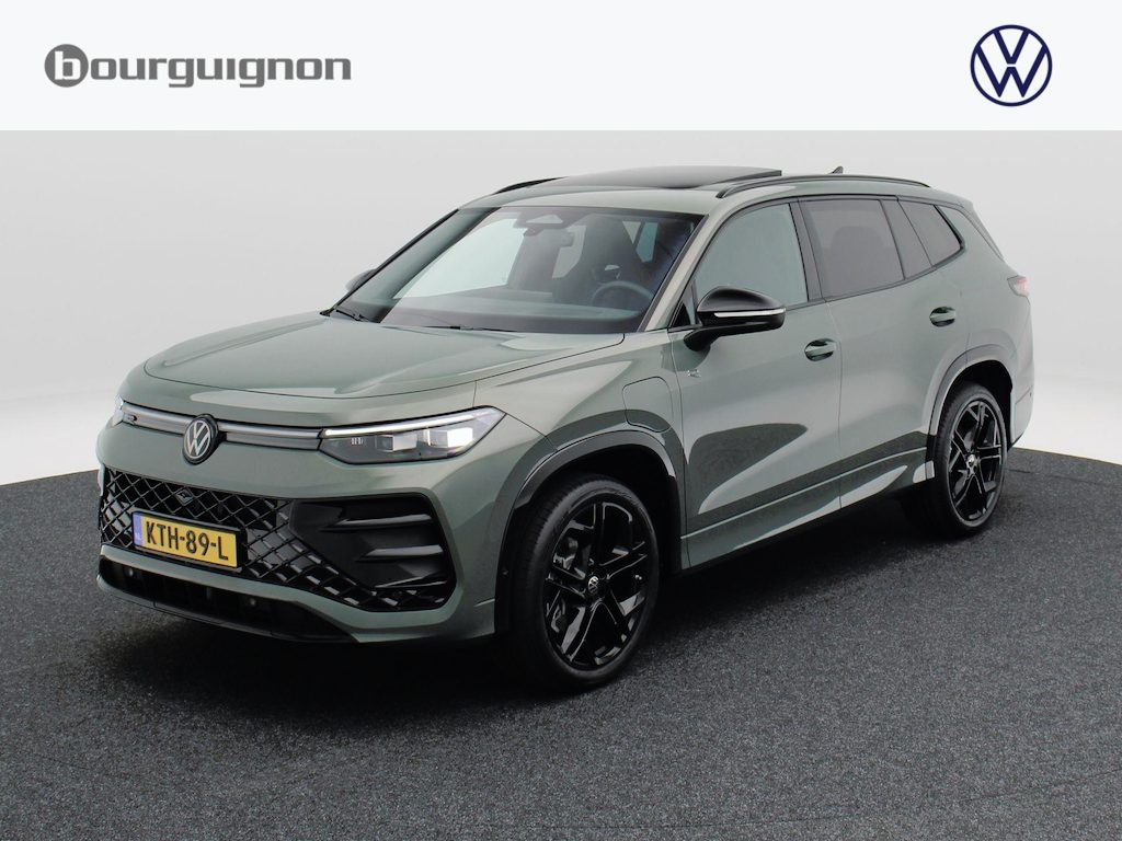Volkswagen Tayron 1.5 eHybrid R-Line Edition | Trekhaak | Panoramadak | Black Style | Head-up Display |