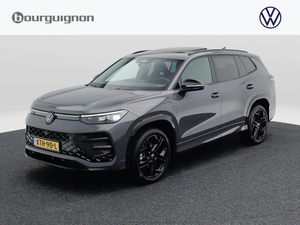 Volkswagen Tayron 1.5 eHybrid R-Line Edition | Trekhaak | Panoramadak | Black Style | Head-up Display |