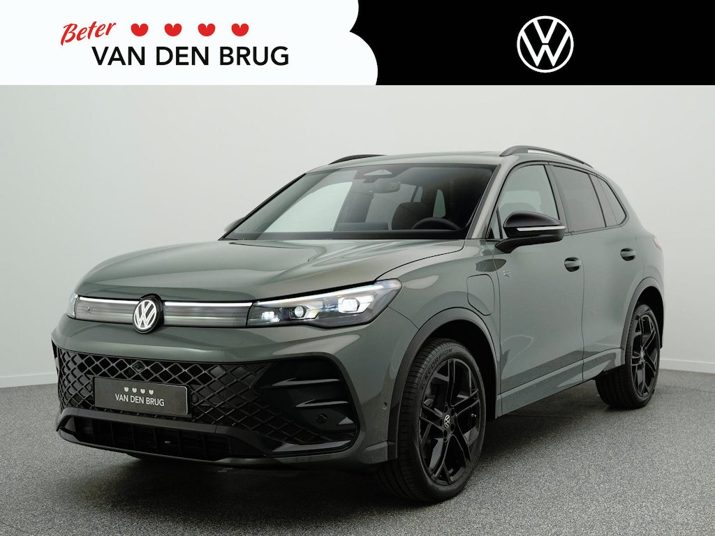 Volkswagen Tiguan R-Line Edition 1.5 eHybrid 204 PK | Lederen bekleding | Harman & Kardon | Trekhaak |