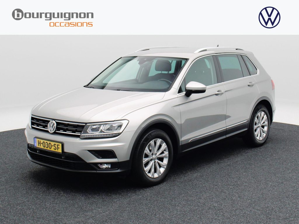 Volkswagen Tiguan 1.5 TSi 130 Pk Comfortline Business | Adaptive Cruise | Stoelverwarming | Trekhaak | Climatronic | 17 Inch | 106.528 Km !!