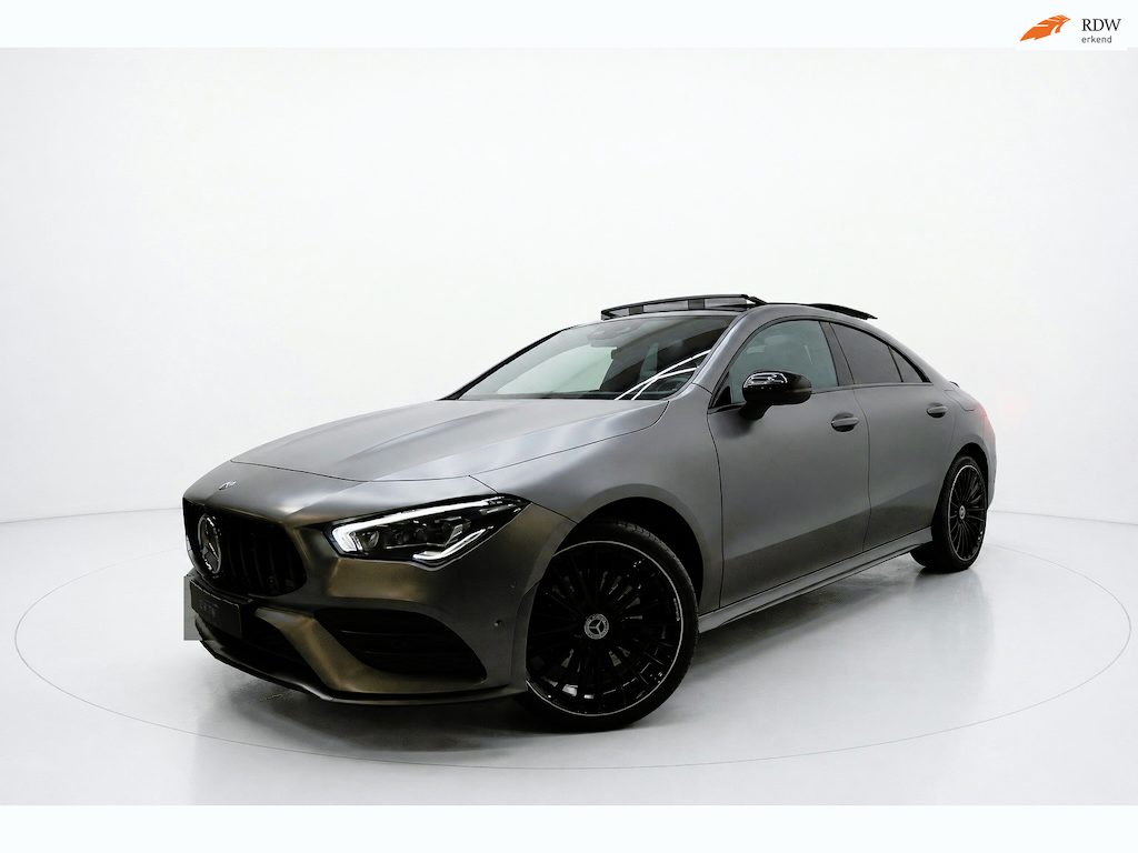 Mercedes-Benz CLA 250 e AMG NIGHT PANO SFEER 360