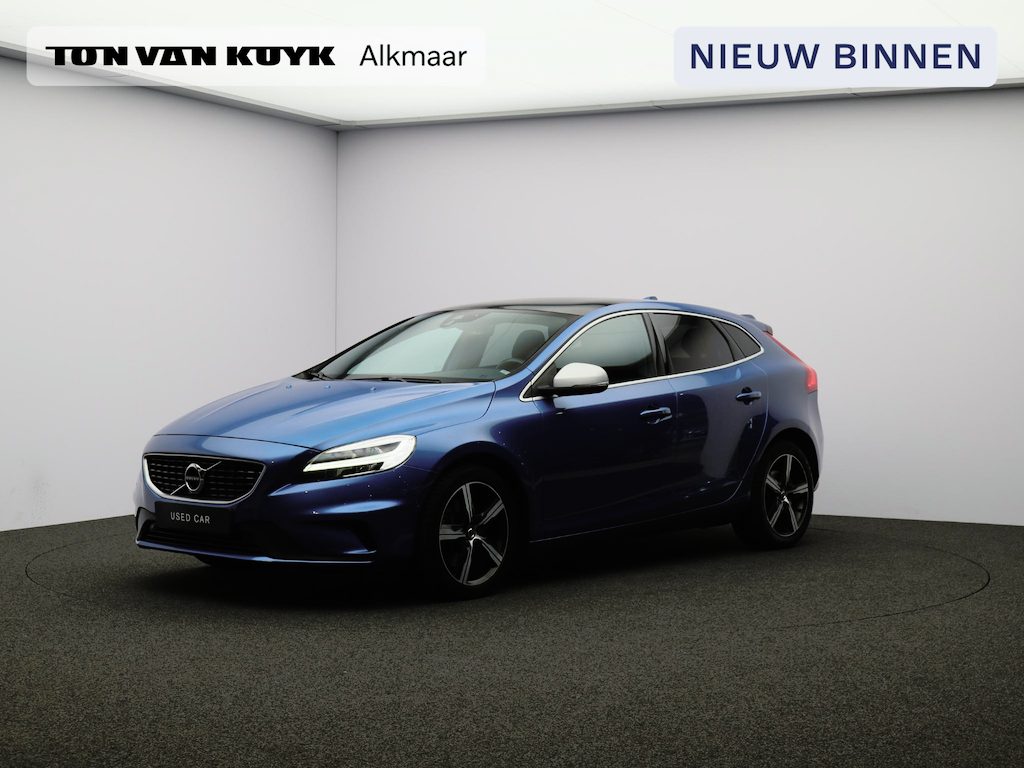 Volvo V40 T3 Polar+ Sport R-Design / Afn. trekhaak / Harman Kardon / Pan. dak / Stoel+stuurwielverwarming / DAB+