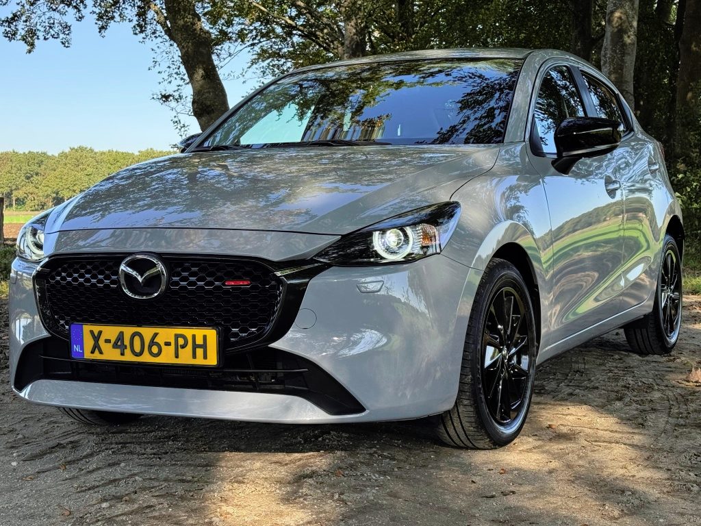 Mazda 2 2 1.5 SKYACTIV-G 90PK GT-M Homura | NL Auto | Stoel/Stuurverwarming | Carplay | Camera | BLIS |