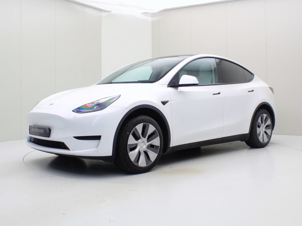 Tesla Model Y Tesla Model Y Standard RWD Plus 94.8% SoH [ WIT LEDER+AMD RYZEN+AUTOPILOT+19 INCH+PREMIUM AUDIO ]