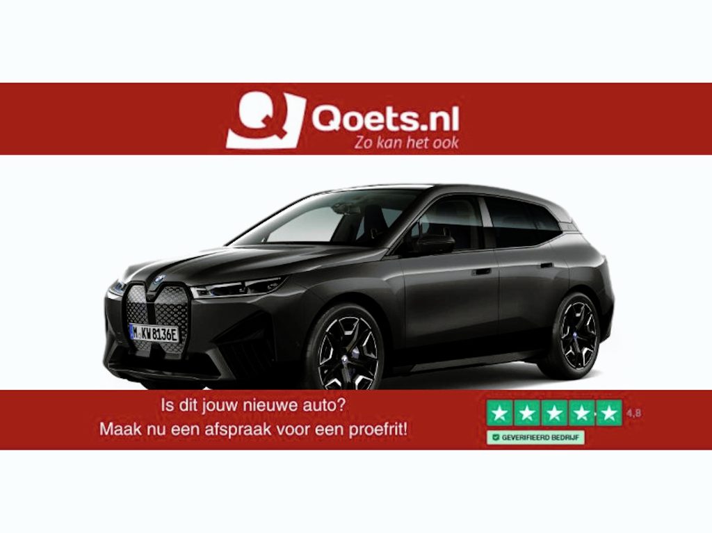 BMW iX xDrive40 High Executive 77 kWh Luchtvering - Sportpakket - Panoramadak - Warmte Comfortpakket voor/achter - Getinte Ruiten - Soft-Close - BMW Laserlight - Driving/parking Assistant Professional -