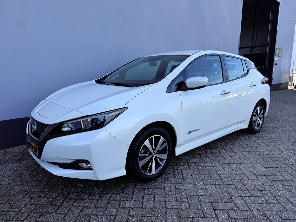 Nissan Leaf Acenta 40 kWh - Carplay
