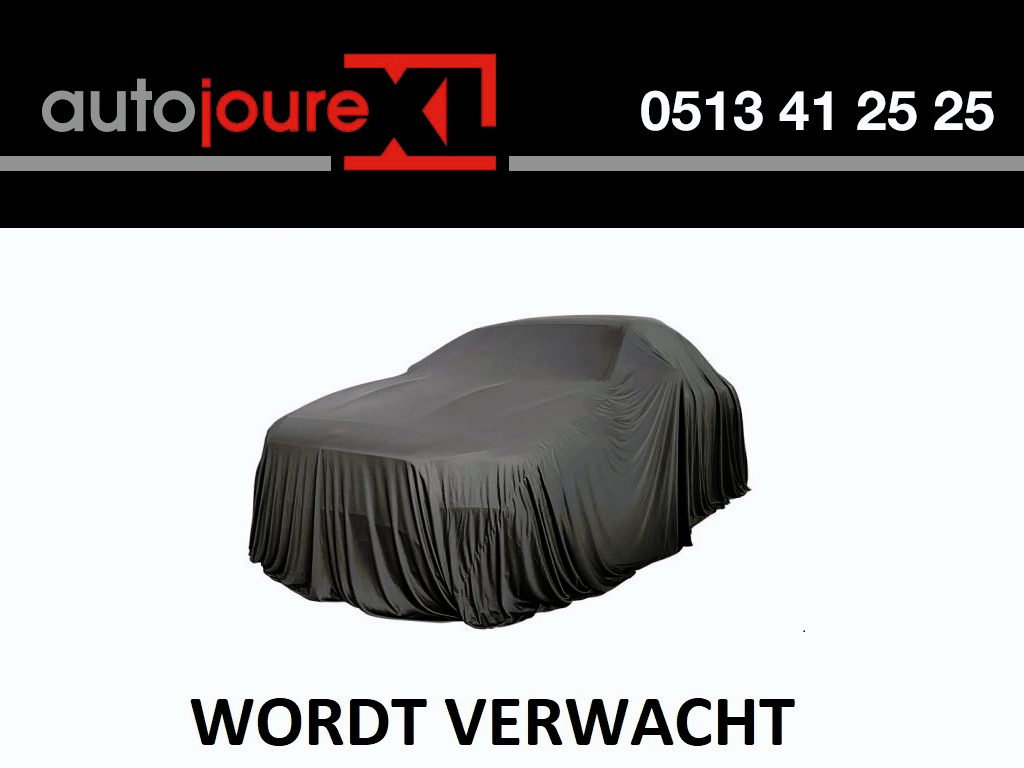 Volvo C30 2.0 146pk R-Edition | Origineel NL | Leder | Cruise Control | Navigatie | High Performance Sound |