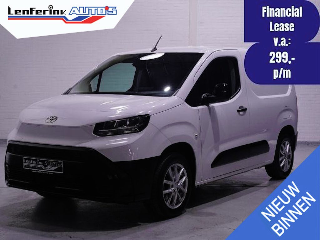 Toyota ProAce City 1.5 D-4D 130 pk L1 Navigator Navi, Camera, Apple Carplay, Cruise Control, Laadruimte Pakket, PDC V+A, 3-Zits