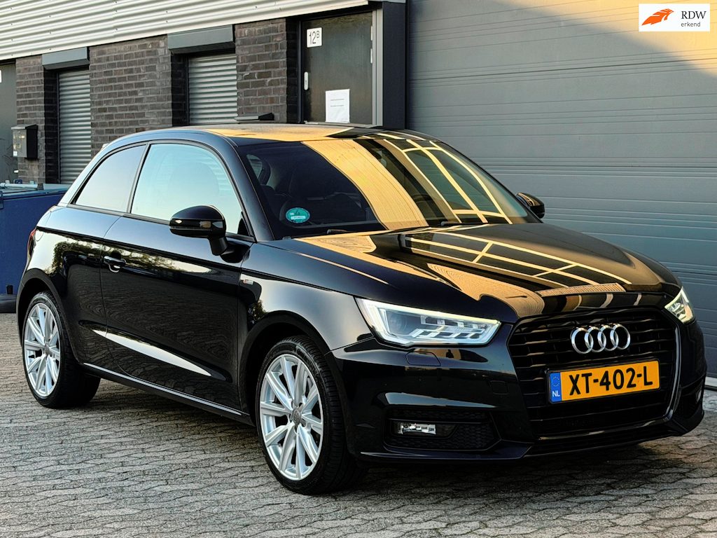 Audi A1 1.4 TFSI Sport S Line NAVI XENON CLIMA LED CRUISE PDC