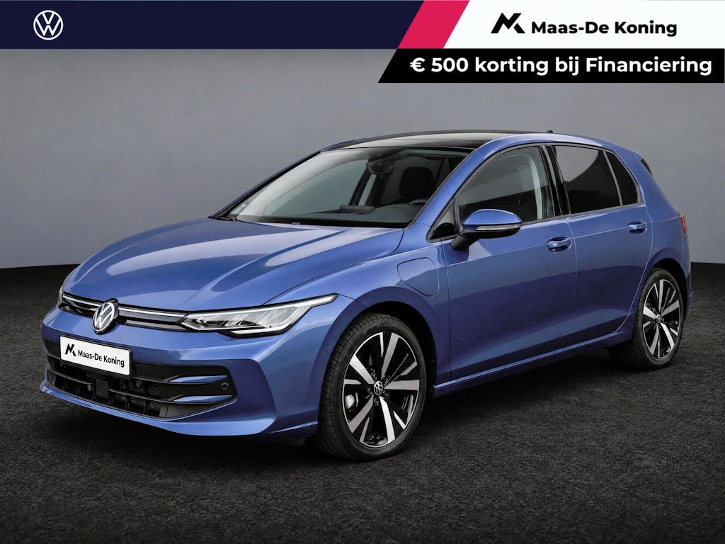 Volkswagen Golf 1.5 eHybrid 204pk DSG Life Edition · Camera · Keyless · Apple/Android Car Play · Stoelverwarming · Apple/Android Car Play · Garantie t/m 17-05-2030 of 100.000km