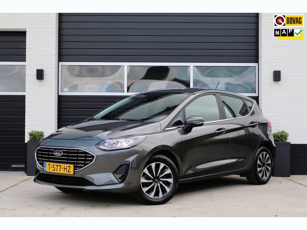 Ford Fiesta 1.0 EcoBoost 125pk Hybrid Titanium - Trekhaak - Carplay - LED - PDC - Climate & Cruise control - 1e Eigenaar!