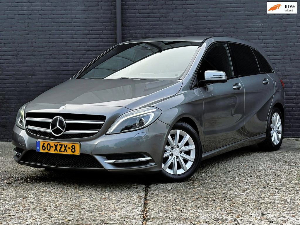 Mercedes-Benz B-klasse 180 Ambition STOELVER|NAVI|LEDER|ELEK RAMEN|NWE APK