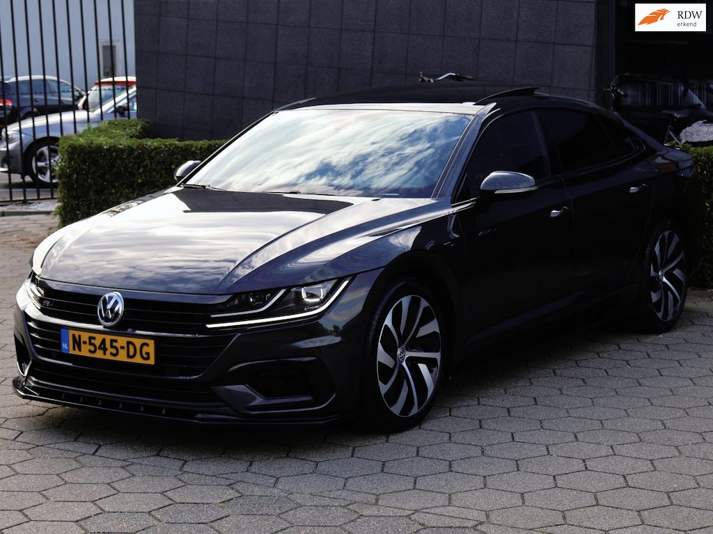 Volkswagen Arteon 2.0 TSI Business R|Maxton|Pano|Virtual|Adaptive
