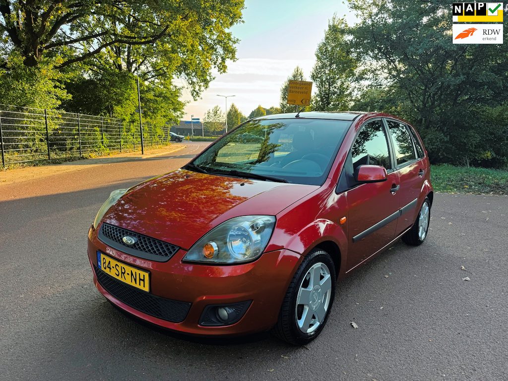 Ford Fiesta 1.4-16V Futura|Airco|Centraal|5deurs|APK|