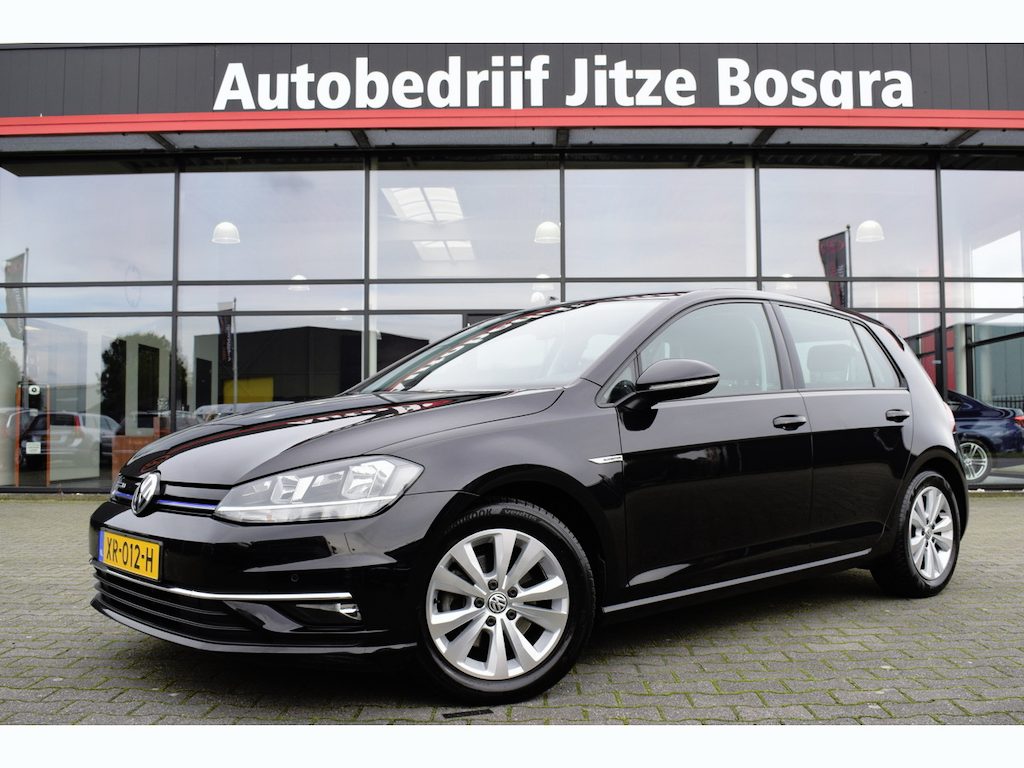 Volkswagen Golf 1.5 TSI Comfortline Business ECC | Alcantara | Carplay | Sportstoelen | Adap. Cruise | Trekhaak