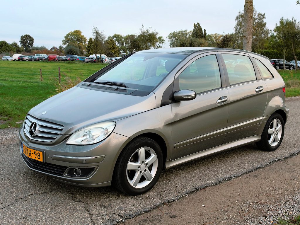 Mercedes-Benz B-klasse 200 AUT APK 01-2027 Airco