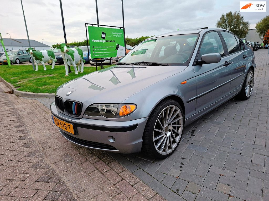 BMW 3-Serie 318i / Sporieve auto / APK september 2027