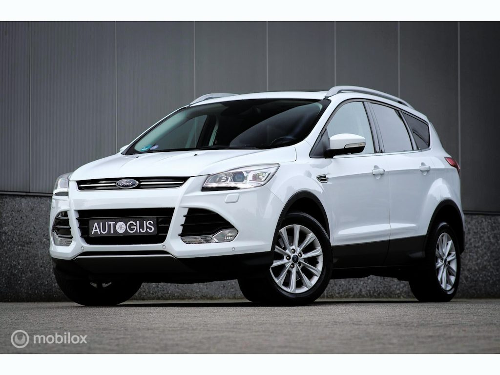 Ford Kuga 1.5 Titanium Styling Pack 4WD | VOL opties | Dealer oh | Panorama | Camera | Leder | Clima | Grote navi | LED | rijklaar |