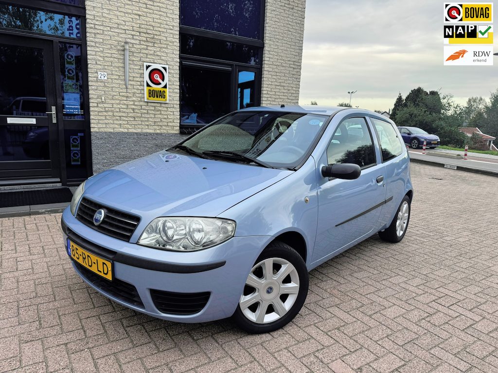 Fiat Punto 1.2 Young- zuinig rijden- NAP