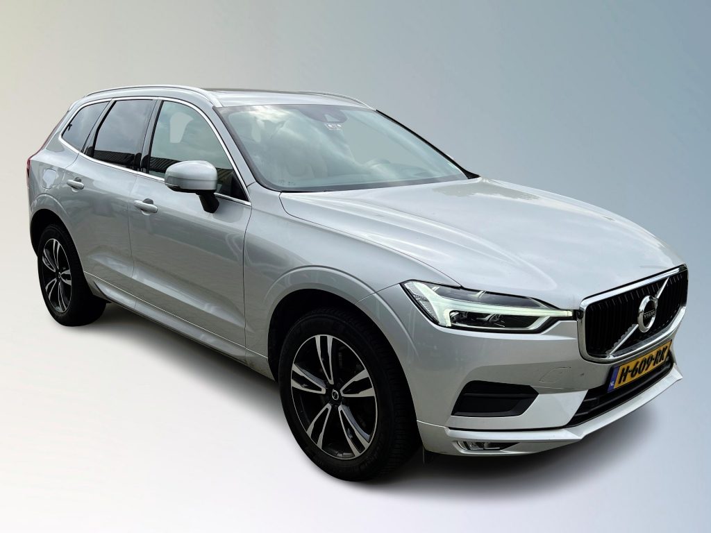 Volvo XC60 2.0 B5 AWD MOM. PRO