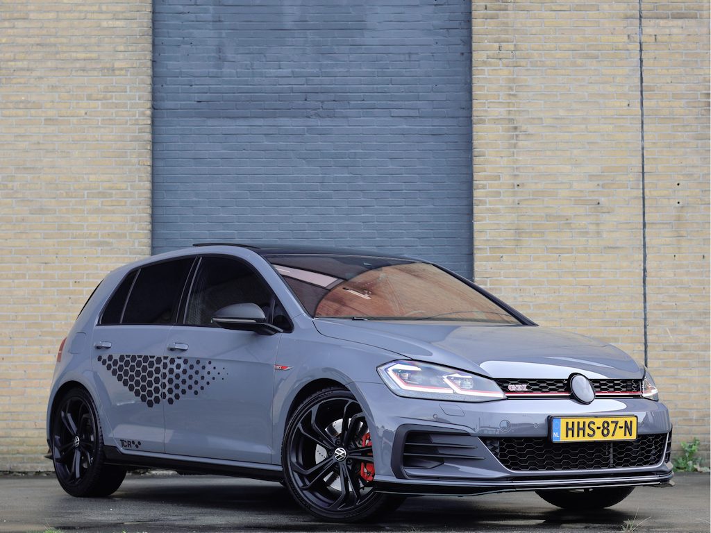 Volkswagen Golf 2.0 TSI GTI TCR 290PK DSG | DCC | Pano | BULL-X | Pure Grey |