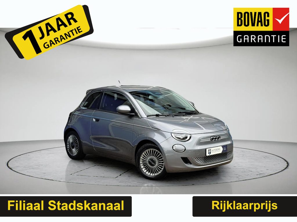 Fiat 500e 42 kWh Comfort / Chrome Gratis afleverpakket | SOH 92% | Snelladen | Stoelverwarming | Camera | CarPlay