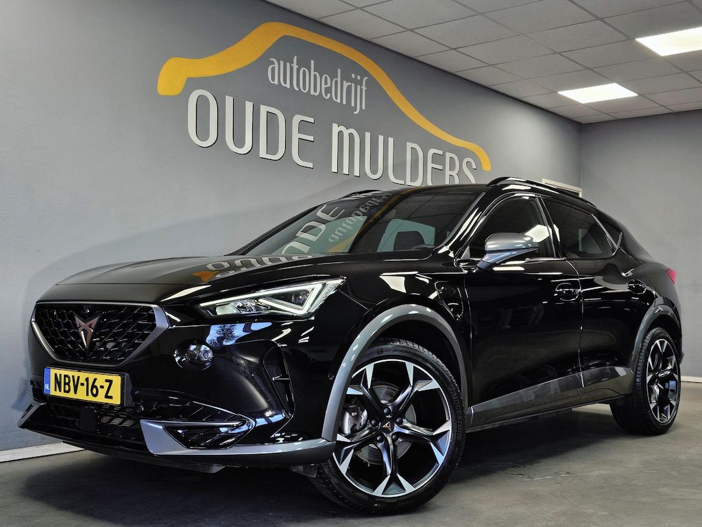 CUPRA Formentor 1.4 TSI e-Hybrid 204PK | 360 Camera | Stoel -stuurverwarming | Navigatie | Carplay | Sfeerverlichting |
