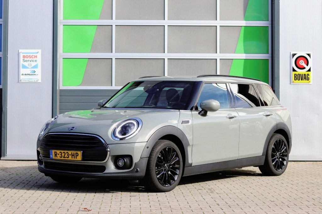 MINI Clubman 1.5 COOPER BNS ED. / Carplay / Automaat / Stoelverwarming / ACC / LED