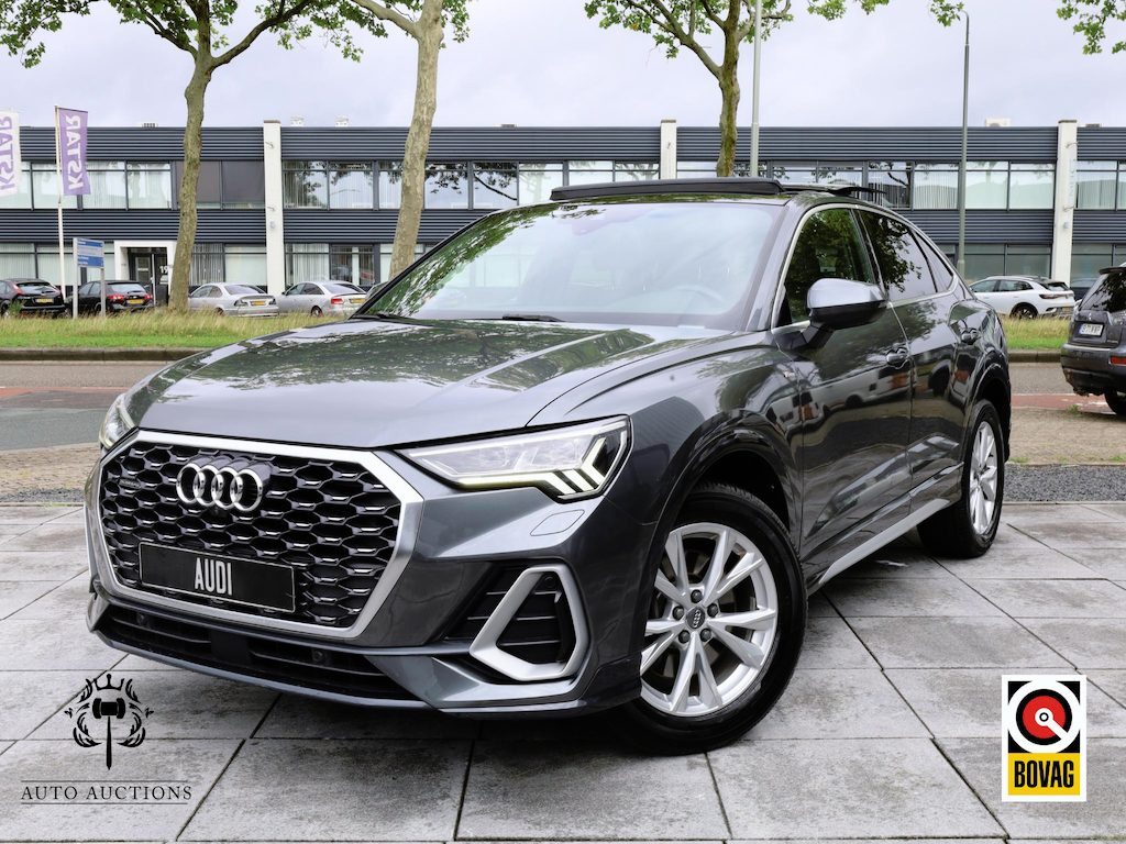 Audi Q3 Sportback 45 TFSI quattro 2x S-Line 230PK | Panodak | 360° | Virtual | Keyless | Elektrische kofferklep | Matrix LED | DCC | Carplay | Elek.Stoelen |
