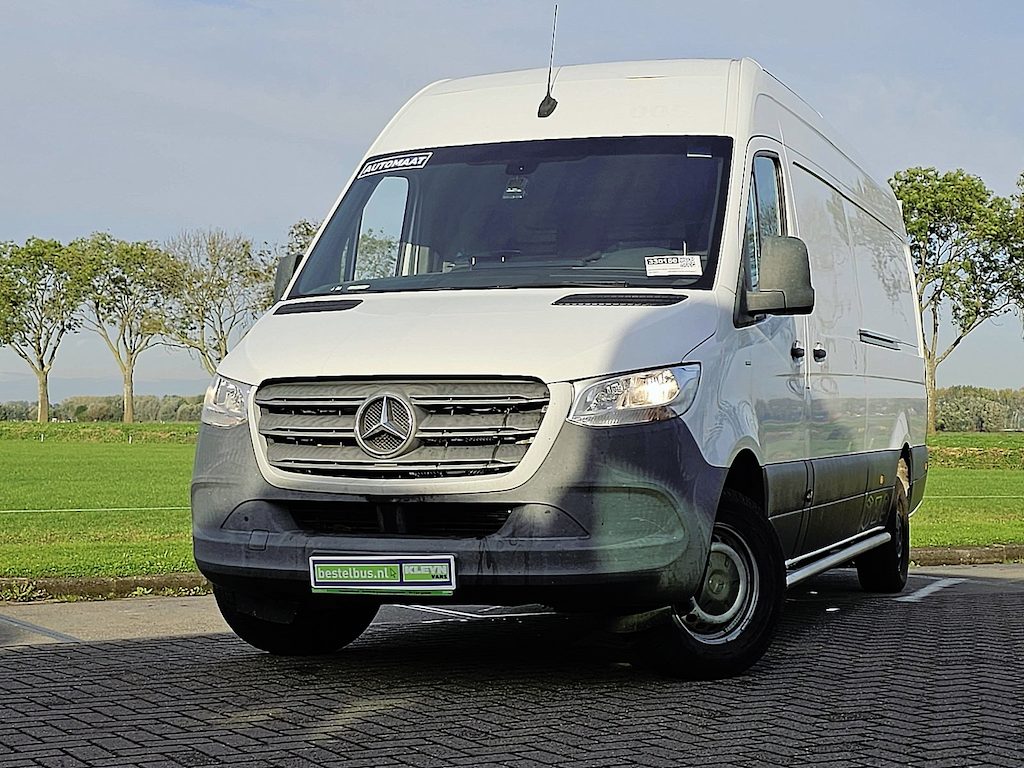 Mercedes-Benz Sprinter 317