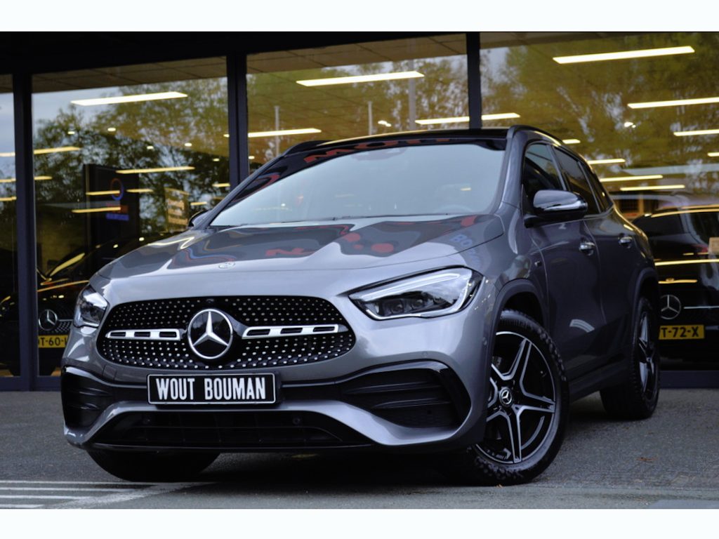 Mercedes-Benz GLA 250 e AMG Multibeam Leder Panorama Memory Camera 360 Night Augmented Pdc