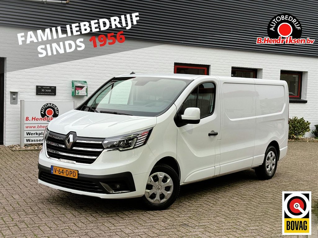 Renault Trafic GB 2.0 Blue dCi 130pk L2H1 T30 Work Edition/ Apple Carplay/ 3 Zitplaatsen/ Vloer + wand platen/ 3 Zitplaatsen/ 1 Eigenaar/ Origineel NL/ NAP