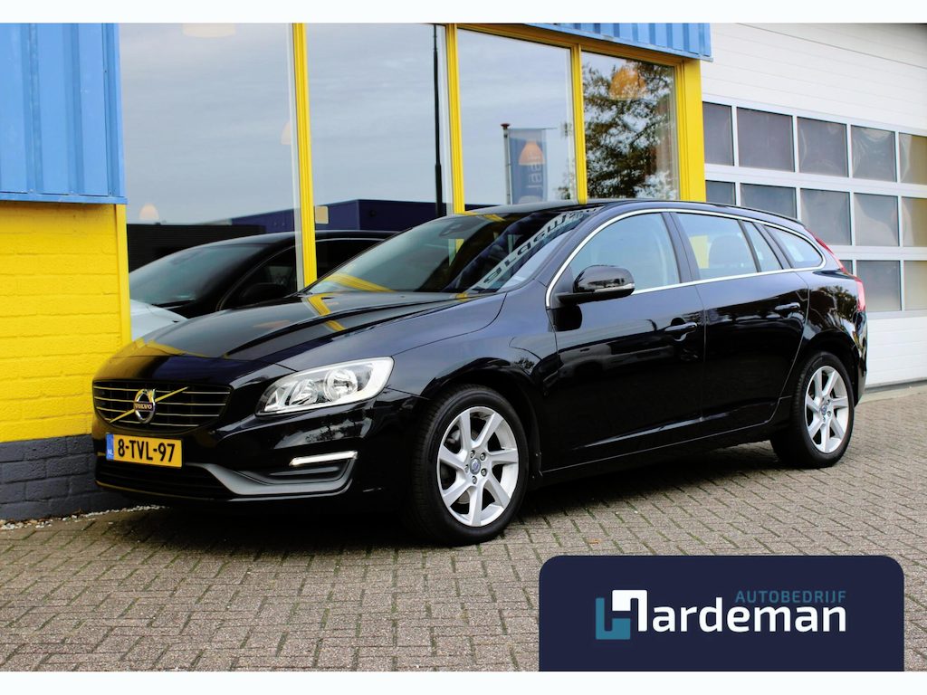 Volvo V60 1.6 T3 Momentum|Carplay|Trekhaak|Automaat