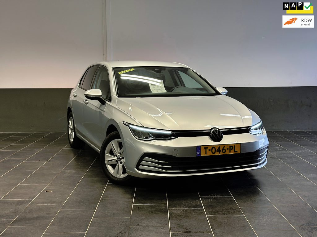 Volkswagen Golf 1.0 eTSI Life Business Automaat , Dealerauto