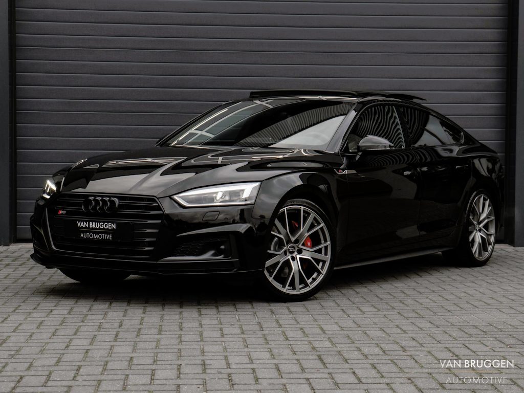 Audi S5 Sportback 3.0 TFSI quattro Pano Massage Head-up B&O Carbon 20" Sfeer