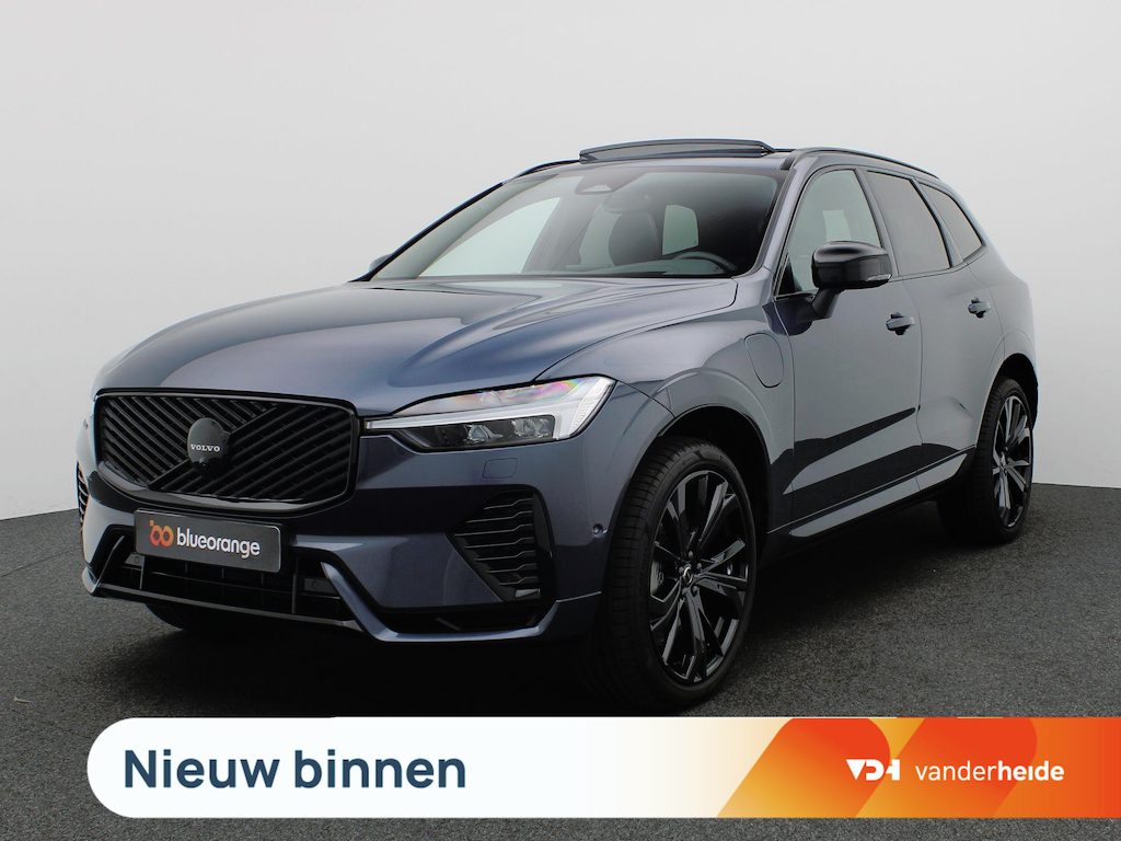 Volvo XC60 2.0 T6 Plug-in hybrid AWD Plus Black Edition 335PK Panoramadak, Trekhaak, 21" LM Velgen, 360gr. Camera, Head-Up Display, Elektr. Achterklep, Keyless, Memorystoel
